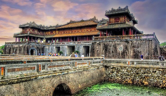 Giới thiệu về Huế - nơi đó có gì làm ta say mê?