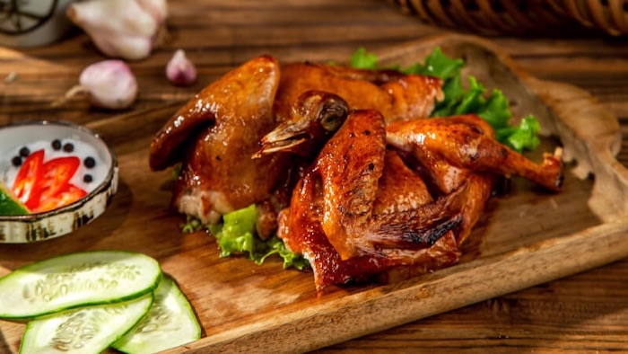 Trổ tài làm bồ câu nướng mật ong bằng nồi chiên không dầu cực nhanh