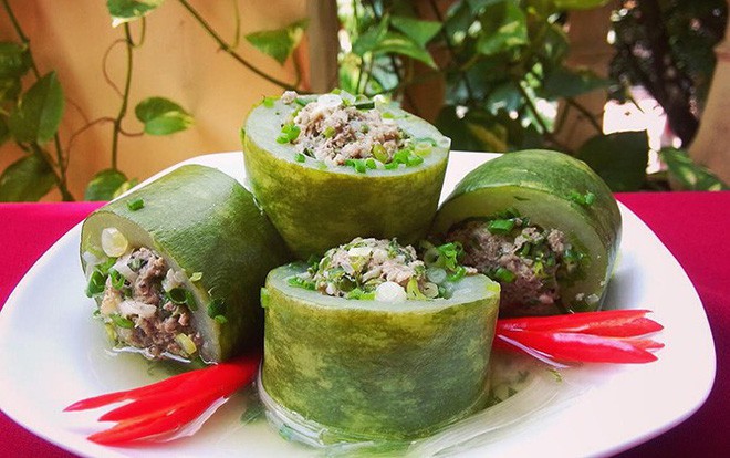 Hãy tận dụng công dụng của bầu khi ăn để làm thuốc chữa những bệnh thường gặp vào mùa hè