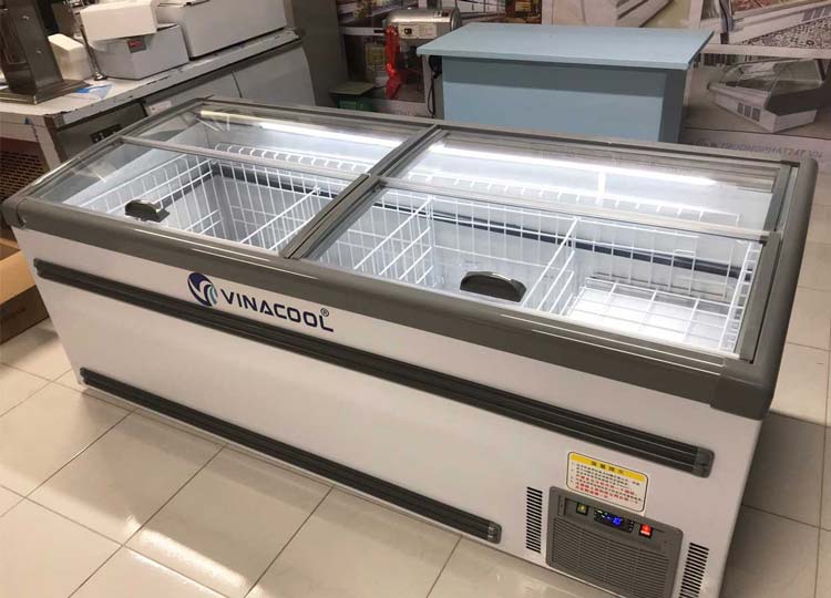 Tủ đông trưng bày thực phẩm Vinacool nằm tự xả đá