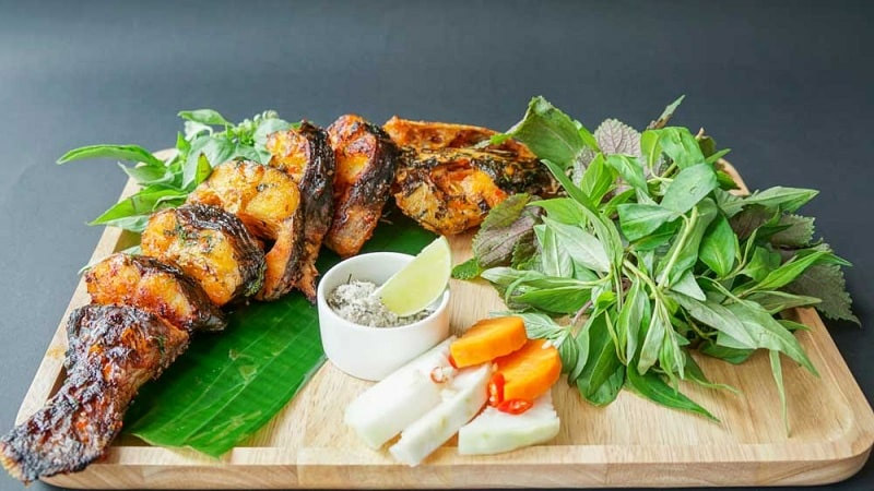 Cách làm cá lăng nướng muối ớt thơm ngon đậm vị - LAHATA - Restaurant